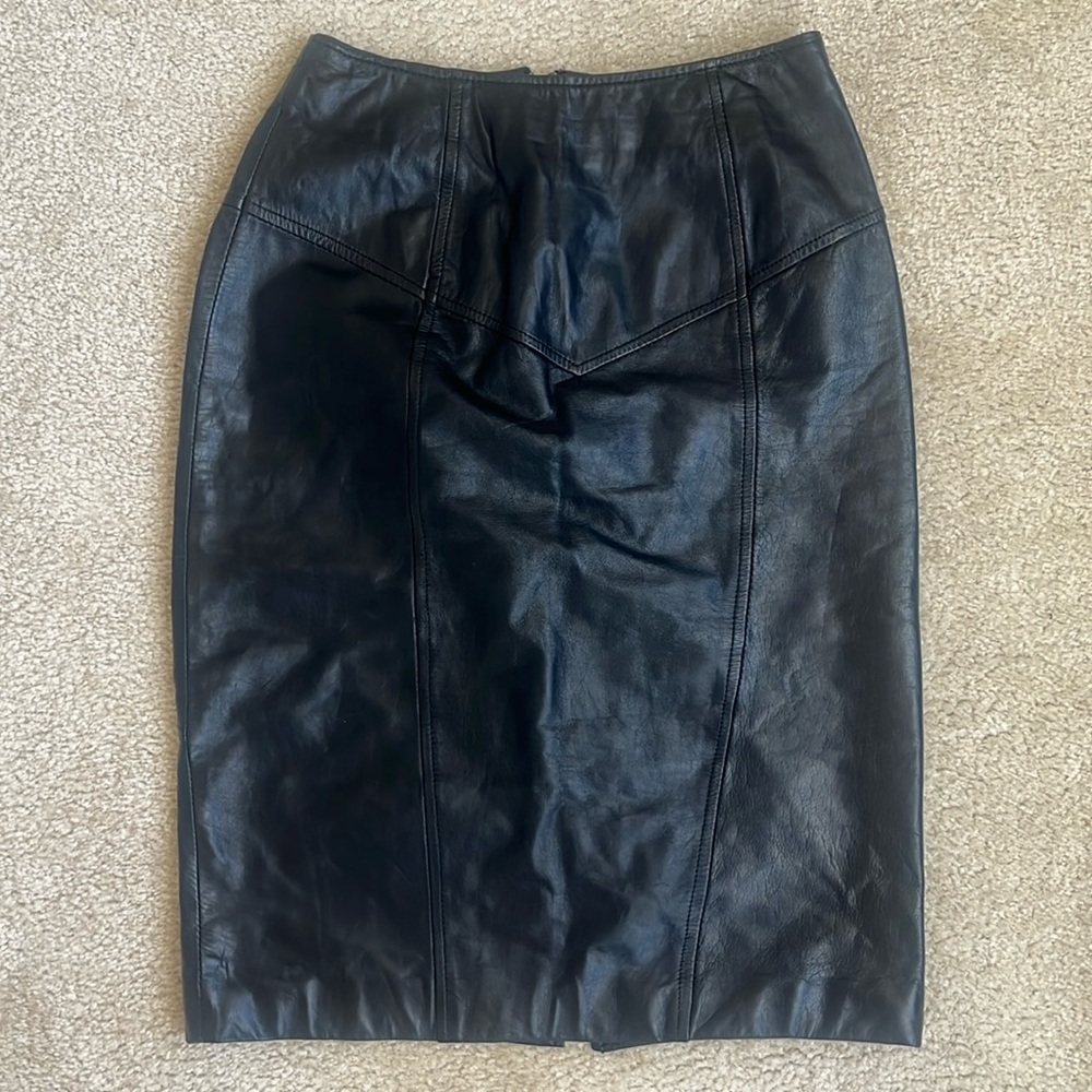 Vintage Pelle Cuir Leather Midi Pencil Skirt in Size 6